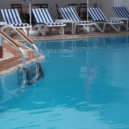 ホテル Nil Mars