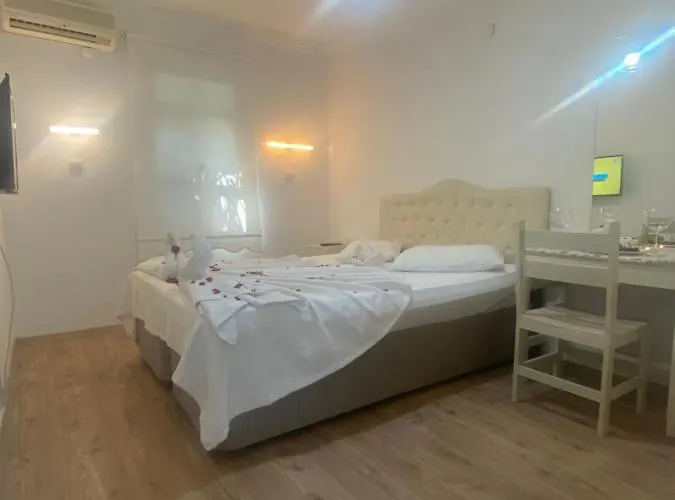 Hotel Nil Mars 3*