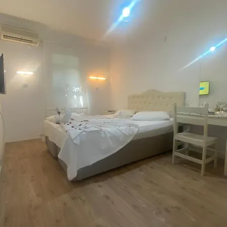 Hotel Nil Mars 2*